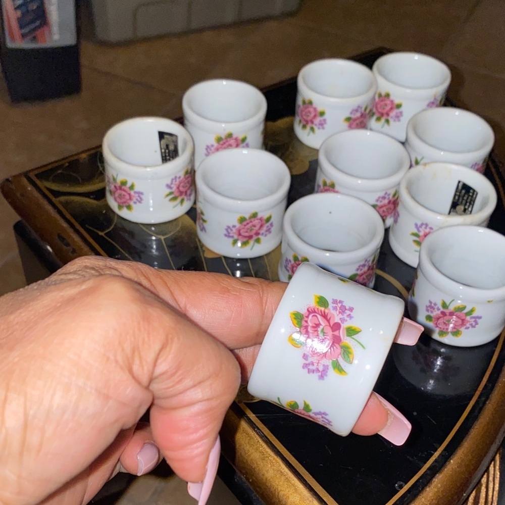Floral Napkin Rings Set - Pink and White Set Of 11